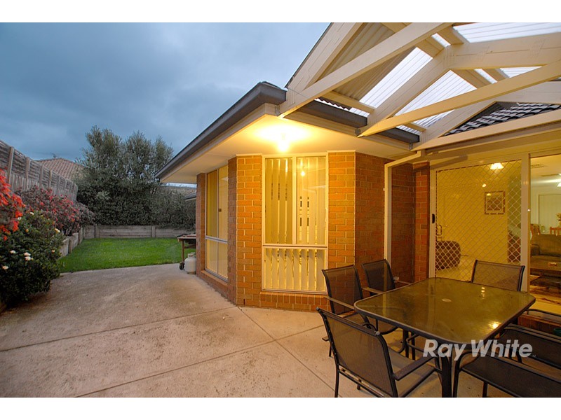 28 Bella Crescent, Hallam VIC 3803