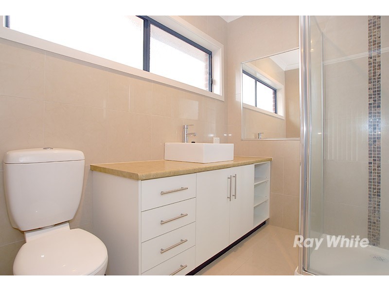 14 Tennyson Close, Berwick VIC 3806