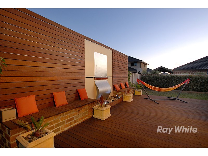 9 Angelique Street, Berwick VIC 3806