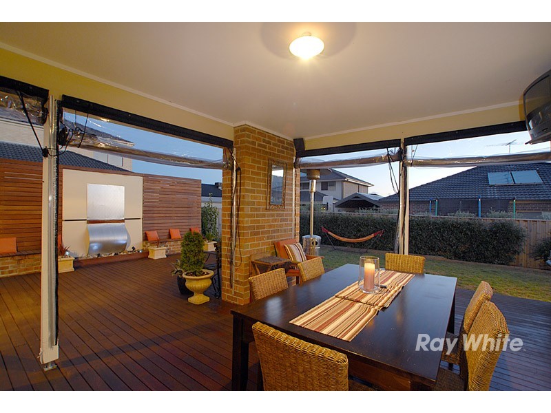 9 Angelique Street, Berwick VIC 3806