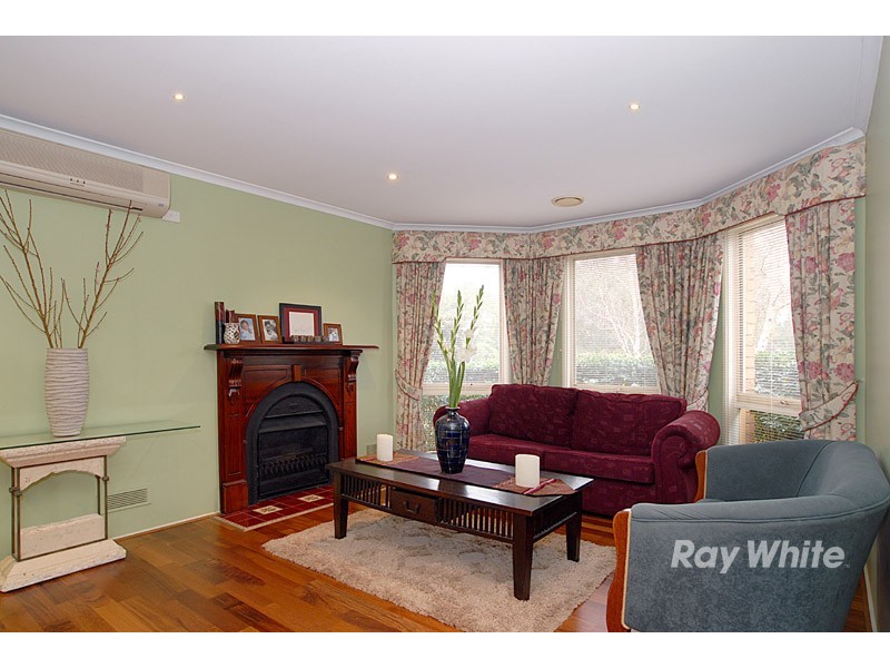 5 Adelong Court, Berwick VIC 3806