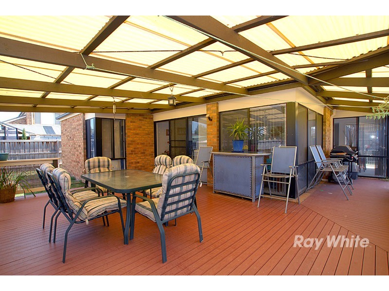 4 Hadley Circuit, Narre Warren South VIC 3805