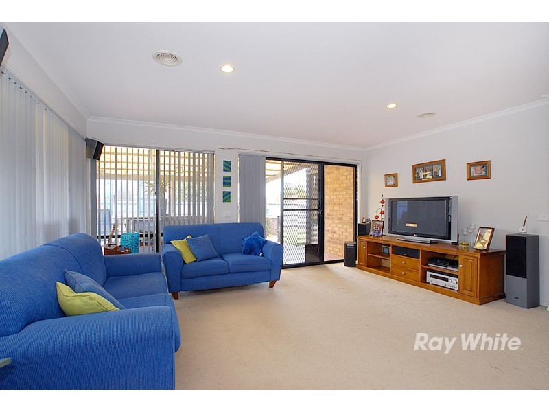 4 Hadley Circuit, Narre Warren South VIC 3805