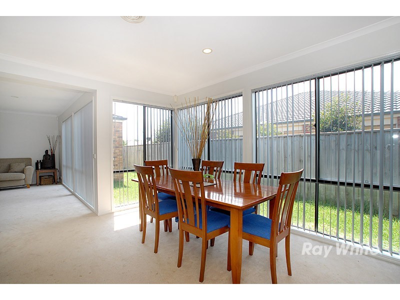 4 Hadley Circuit, Narre Warren South VIC 3805