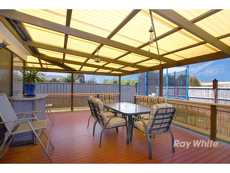 4 Hadley Circuit, Narre Warren South VIC 3805