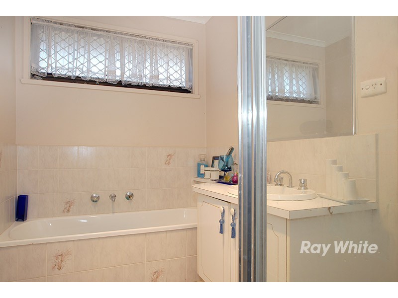 1/18 Kays Ave, Hallam VIC 3803