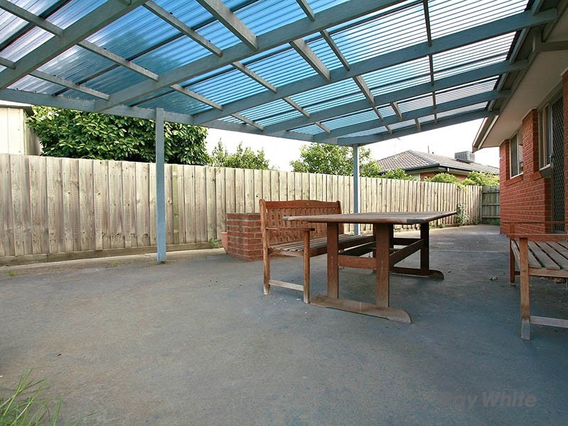 Unit 2/3 Louise Court, Hallam VIC 3803