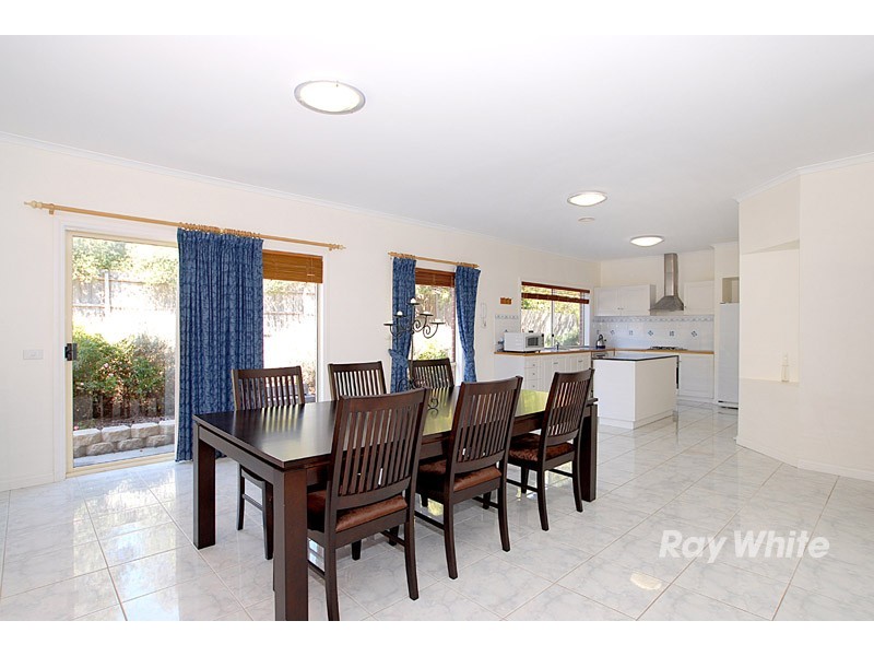 28 Highfielde Avenue, Berwick VIC 3806