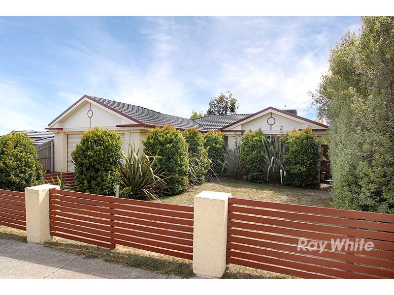 18 Turella Close, Berwick VIC 3806