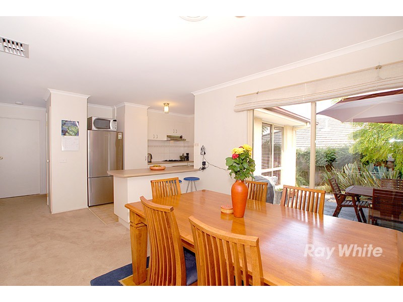 18 Turella Close, Berwick VIC 3806