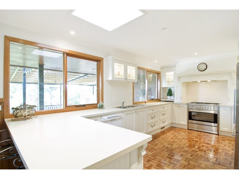 21 Jacques Road, Narre Warren North VIC 3804