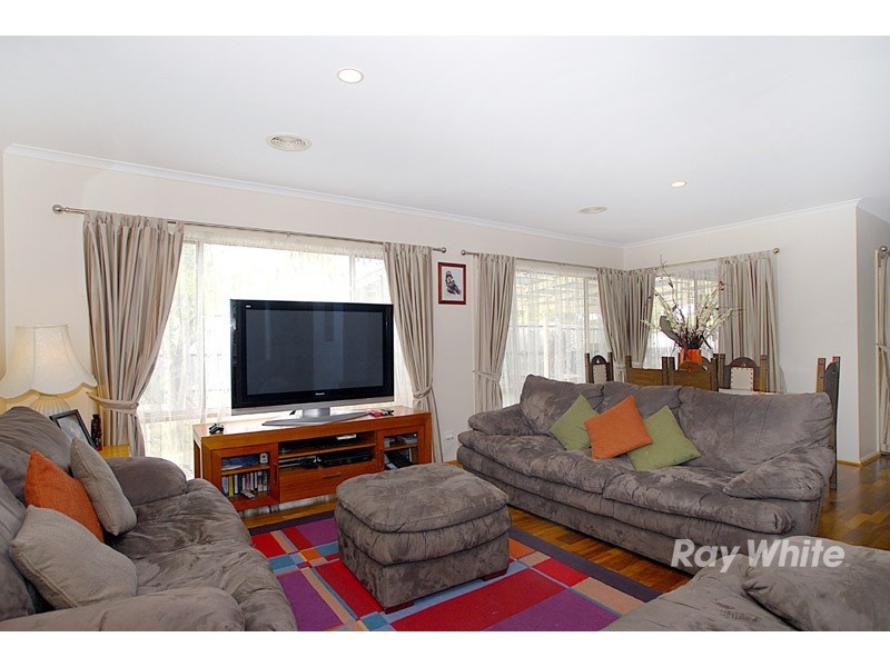 54 Allardice Parade, Berwick VIC 3806