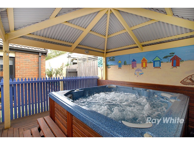 12 Theodore Terrace, Berwick VIC 3806