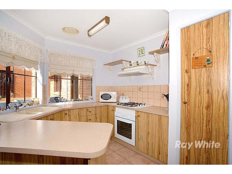 16 Wimmera Court, Berwick VIC 3806