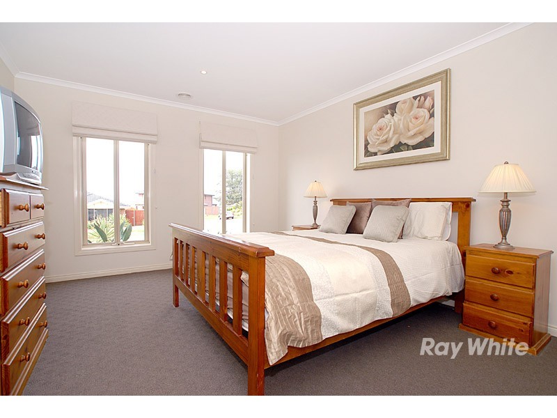 14 Daventry Court, Berwick VIC 3806