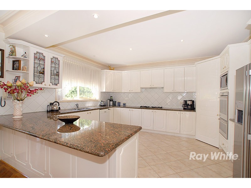 10-12 Cranston Close, Narre Warren North VIC 3804