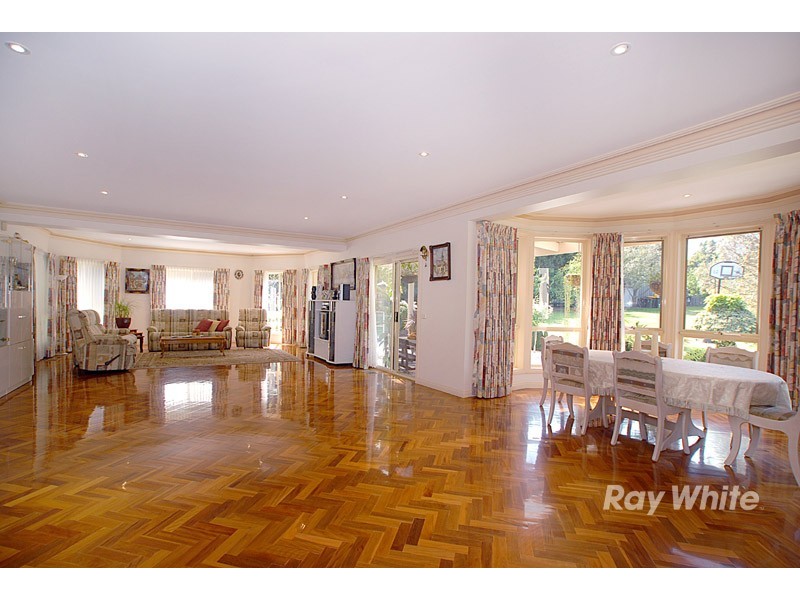 10-12 Cranston Close, Narre Warren North VIC 3804