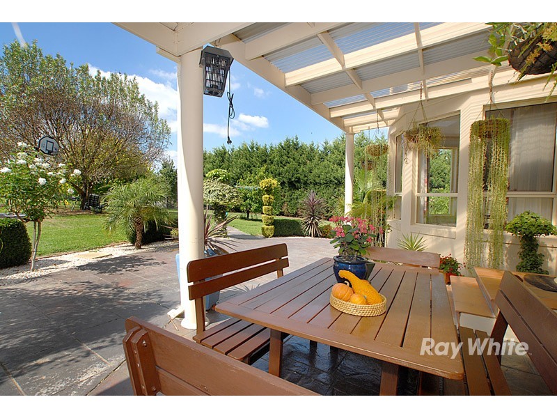 10-12 Cranston Close, Narre Warren North VIC 3804