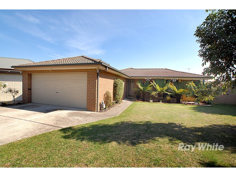 5 Ellaswood Close, Berwick VIC 3806