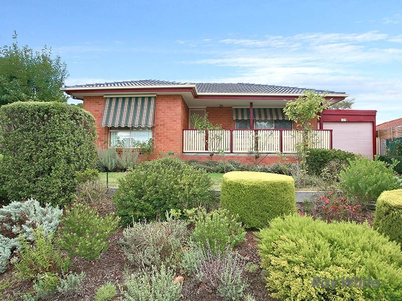 129 Avebury Drive, Berwick VIC 3806