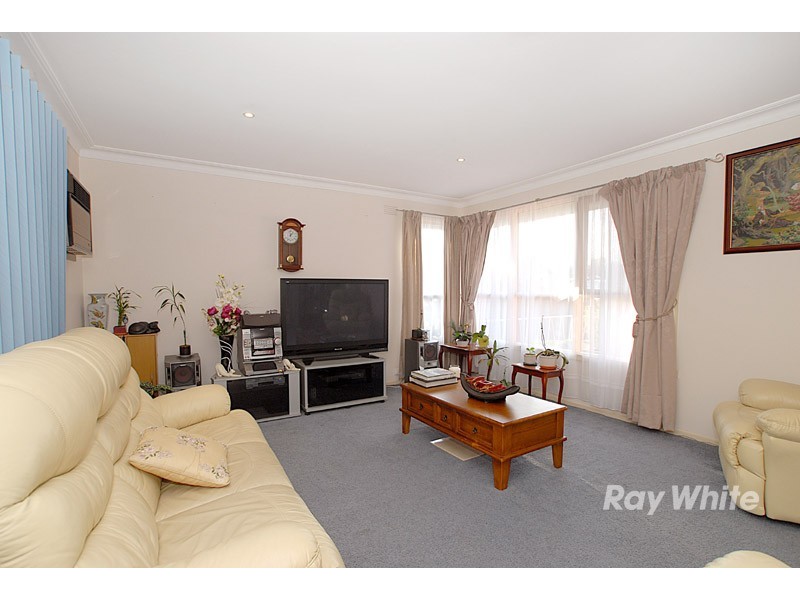 108 Sweeney Drive, Narre Warren VIC 3805