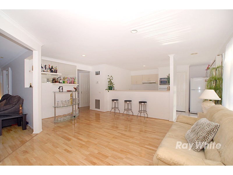 15 Edward Court, Berwick VIC 3806