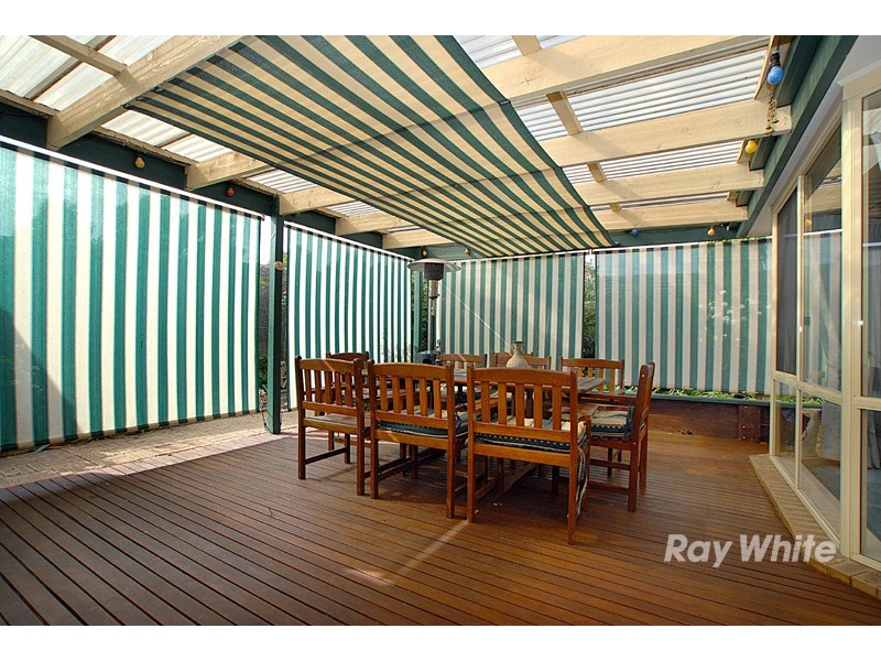 4 Playford Close, Berwick VIC 3806