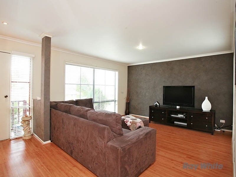 9 Sunset Place, Hampton Park VIC 3976