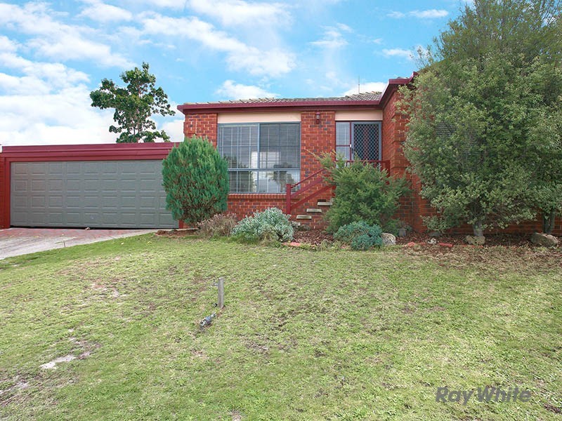 9 Sunset Place, Hampton Park VIC 3976