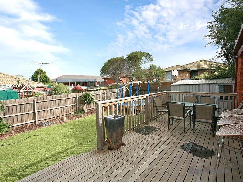 9 Sunset Place, Hampton Park VIC 3976