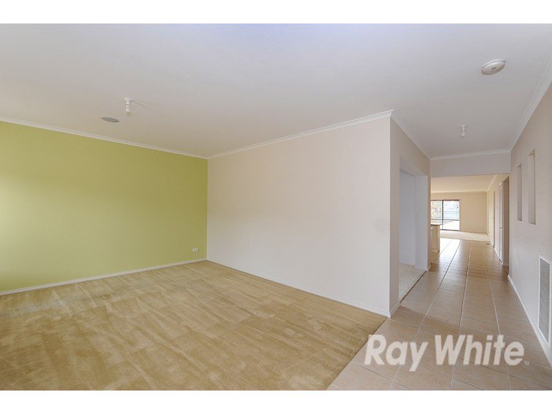 14 Southgate Drive, Berwick VIC 3806