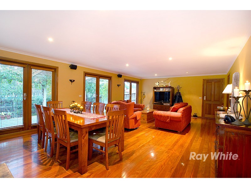 11 Bangalay Place, Berwick VIC 3806