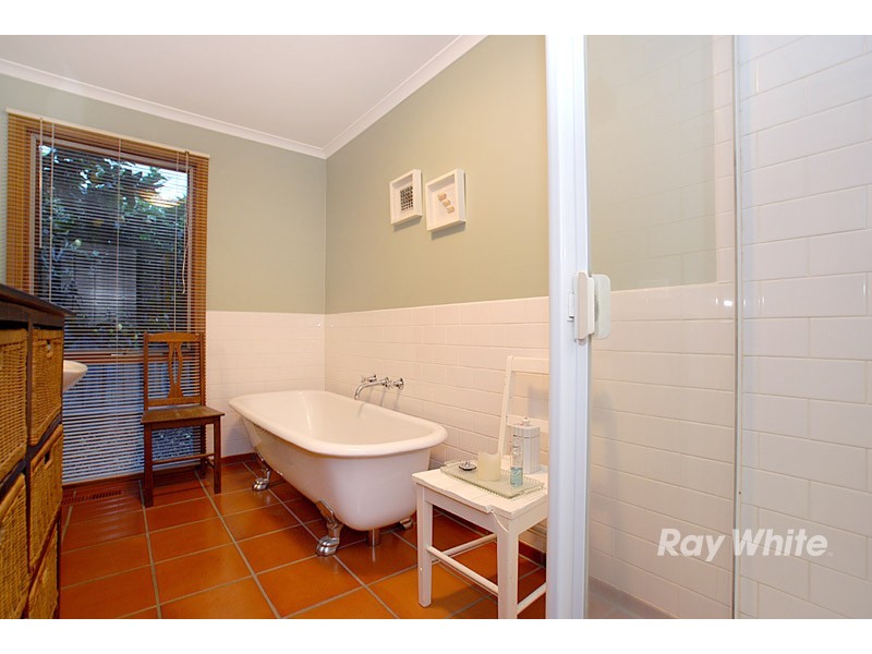 11 Bangalay Place, Berwick VIC 3806