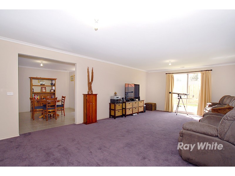 6 Osprey Court, Pakenham VIC 3810