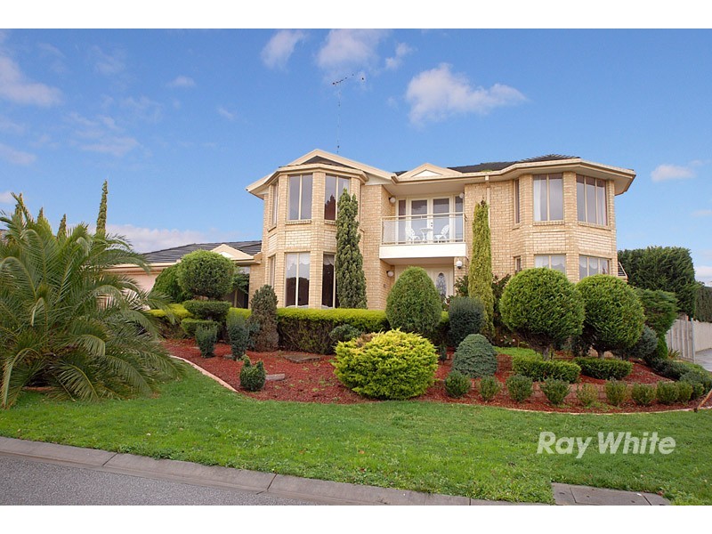 14 Emerson Court, Berwick VIC 3806