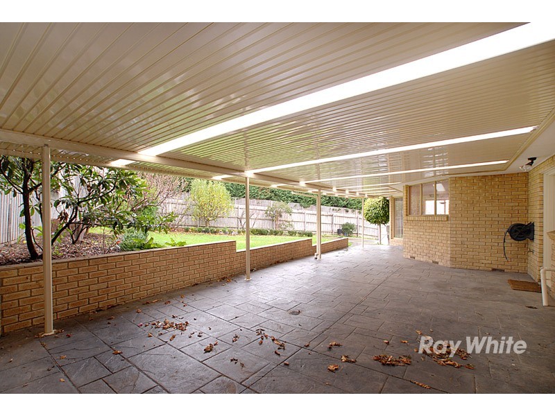 14 Emerson Court, Berwick VIC 3806