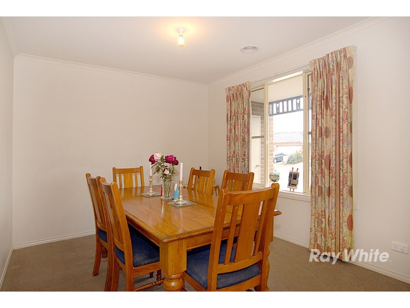 4 Red Gum Circuit, Pakenham VIC 3810