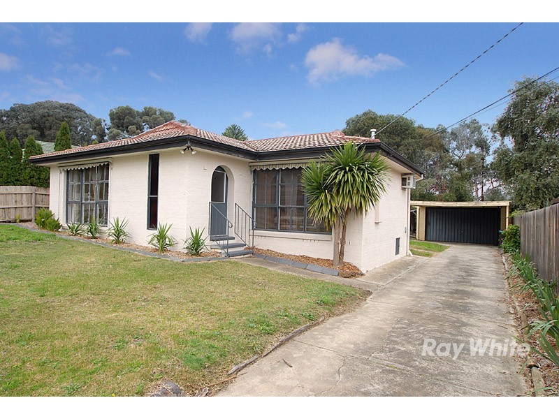 110 Sweeney Drive, Narre Warren VIC 3805