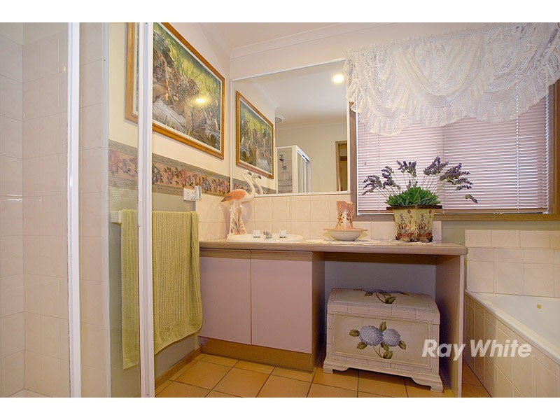 53 Coowarra Way, Berwick VIC 3806