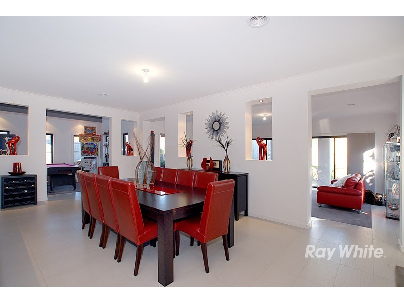 47 Bryn Mawr Boulevard, Berwick VIC 3806