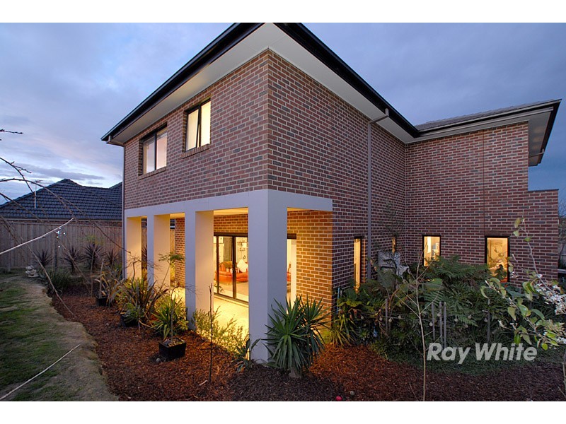 47 Bryn Mawr Boulevard, Berwick VIC 3806