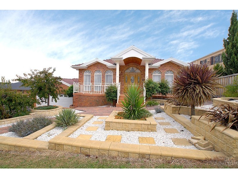 38 Coachwood Crescent, Narre Warren VIC 3805