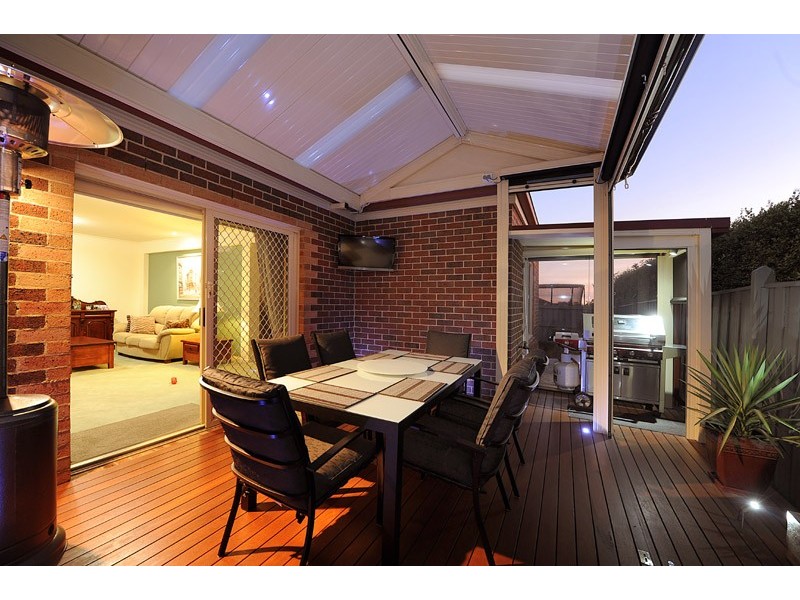 9 Bergamot Place, Berwick VIC 3806