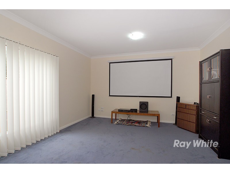 17 Lincoln Avenue, Berwick VIC 3806