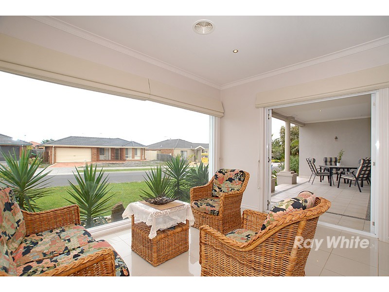 1 Kurnwill Place, Berwick VIC 3806