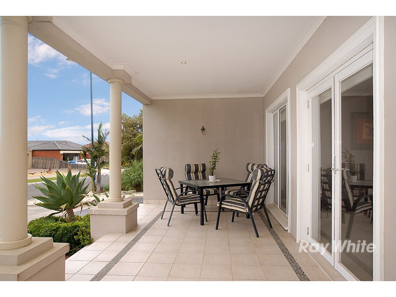 1 Kurnwill Place, Berwick VIC 3806