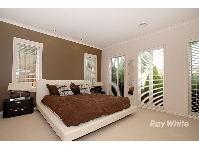 1 Kurnwill Place, Berwick VIC 3806