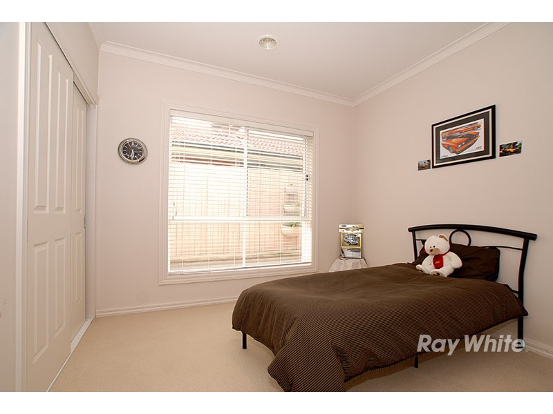 1 Kurnwill Place, Berwick VIC 3806