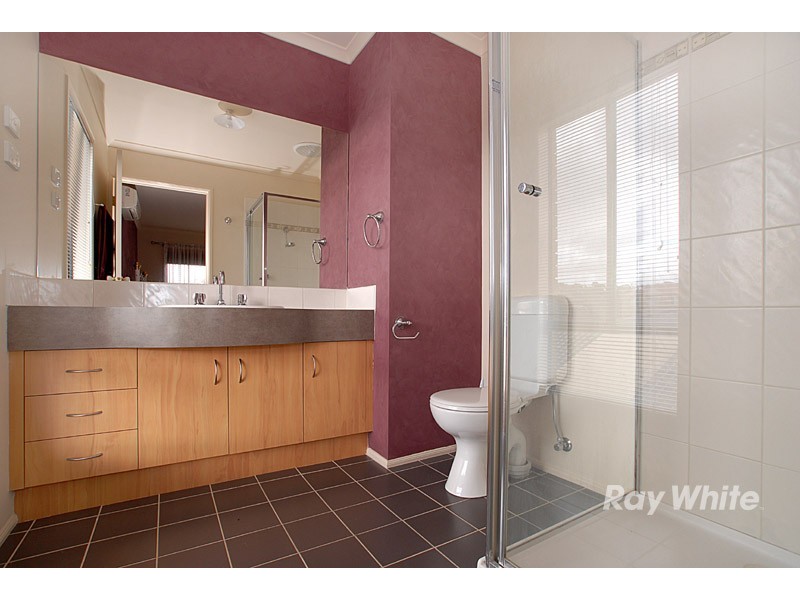 15 Beethoven Drive, Narre Warren South VIC 3805