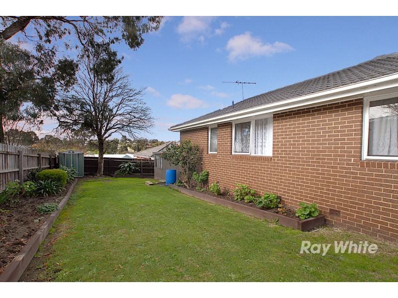 167 James Cook Drive, Endeavour Hills VIC 3802